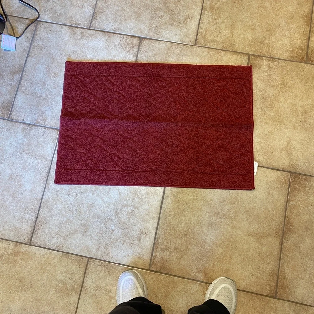 Burgundy Home Accent Rugs